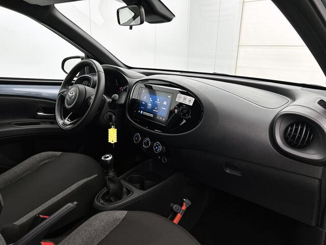 Toyota AYGO X 1.0 VVT-i MT Play | BTW voertuig | Apple CarPlay/Android Auto | Cruise Control Adaptive | Airco | Achteruitrijcamera |