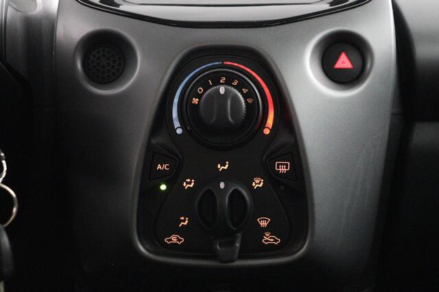 Toyota AYGO 1.0 VVT-i x-play cabrio | Apple Carplay/Android Auto | Airco | Achteruitrijcamera |