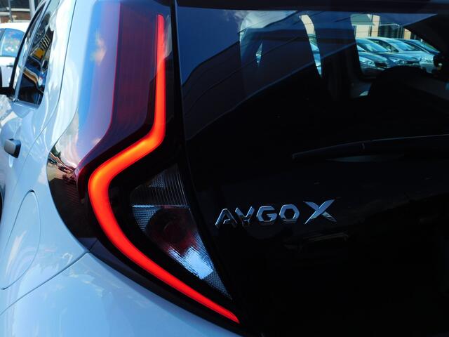 Toyota AYGO X 1.0 VVT-i MT
