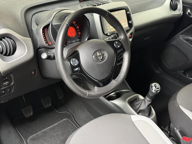 Toyota AYGO 1.0 VVT-i x-nav