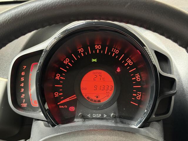 Toyota AYGO 1.0 VVT-i x-nav