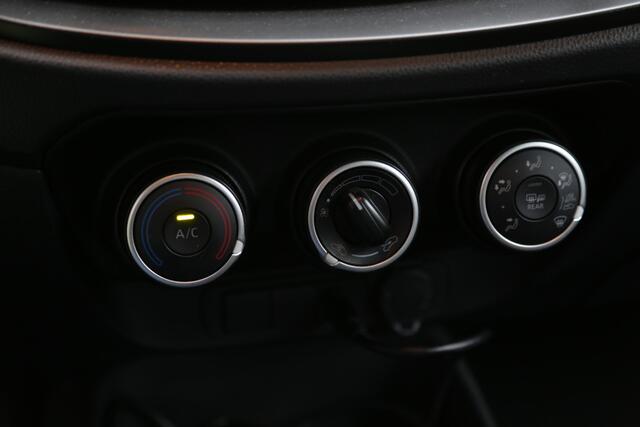 Toyota AYGO X 1.0 VVT-i MT Play Navi CarPlay Camera ACC
