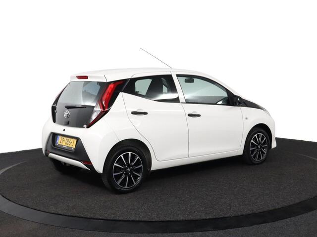 Toyota AYGO 1.0 VVT-i x-fun | Lichtmetalen Velgen | Airco | Bluetooth |