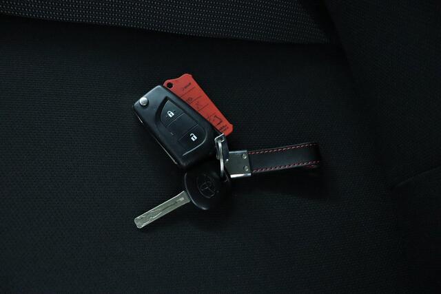 Toyota AYGO 1.0 VVT-i x-fun | Lichtmetalen Velgen | Airco | Bluetooth |