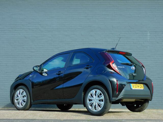 Toyota AYGO X 1.0 VVT-i MT Play 1e EIGENAAR! CARPLAY/ANDROID! CAMERA! AIRCO! CRUISE! BLUETOOTH!