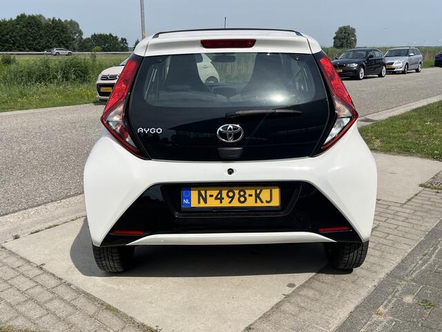 Toyota AYGO 1.0 VVT-i x-play cabrio / Camera / Cruise Control / Elektrisch vouwdak / Airco /