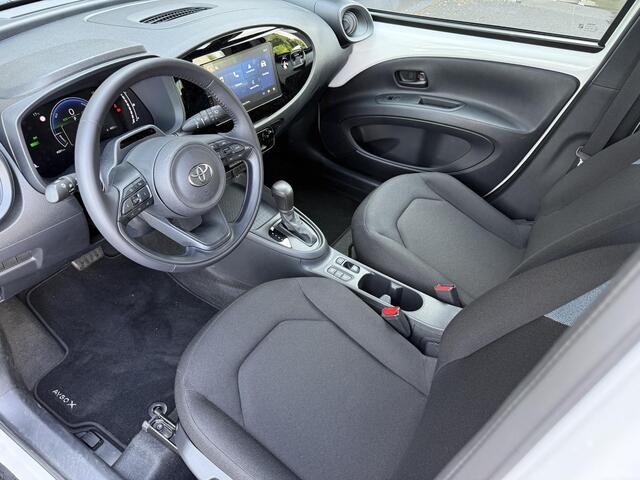 Toyota AYGO X Hybrid 115 play Hybride | Automaat | Airco | Parkeercamera | Apple/Android carplay