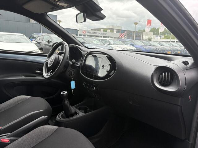 Toyota AYGO X 1.0 VVT-i MT first