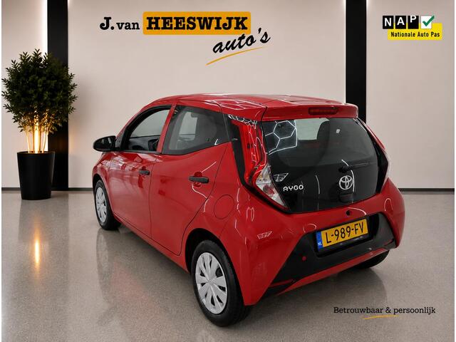 Toyota AYGO 1.0 VVT-i x-fun