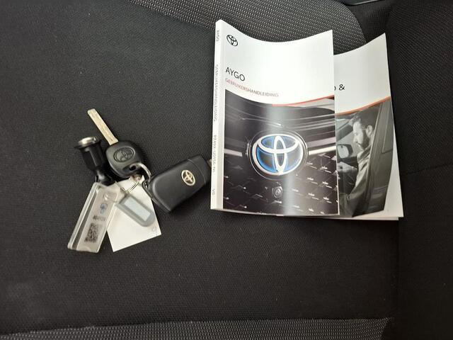 Toyota AYGO 1.0 VVT-i x-fun