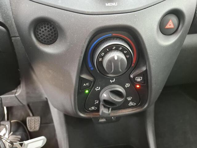 Toyota AYGO 1.0 VVT-i x-fun