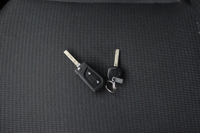 Toyota AYGO 1.0 VVT-i x-play | Groot scherm multimedia | Airco | Parkeercamera |