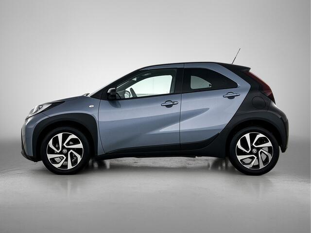 Toyota AYGO X 1.0 VVT-i S-CVT Pulse + | BTW Voertuig | Parkeersensoren voor+achter | Keyless Entry/Start | Climate Control | Cruise Control Adaptive | achteruitrijcamera | Apple CarPlay/Android Auto |