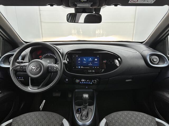 Toyota AYGO X 1.0 VVT-i S-CVT Pulse + | BTW Voertuig | Parkeersensoren voor+achter | Keyless Entry/Start | Climate Control | Cruise Control Adaptive | achteruitrijcamera | Apple CarPlay/Android Auto |