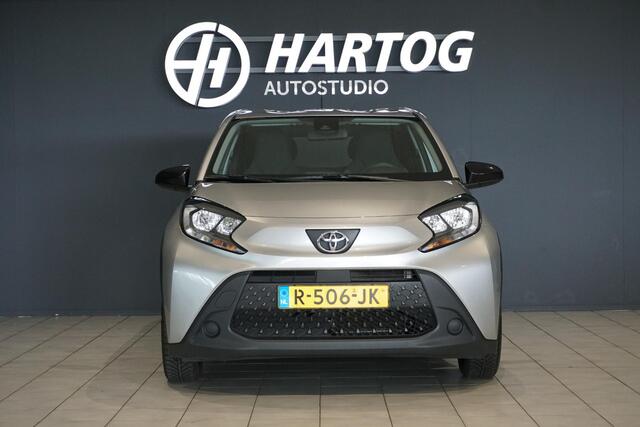 Toyota AYGO X 1.0 VVT-i MT Play + CAMERA / ADAPTIEVE CRUISE / CARPLAY