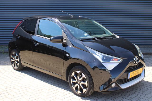 Toyota AYGO 1.0 VVT-i x-clusiv