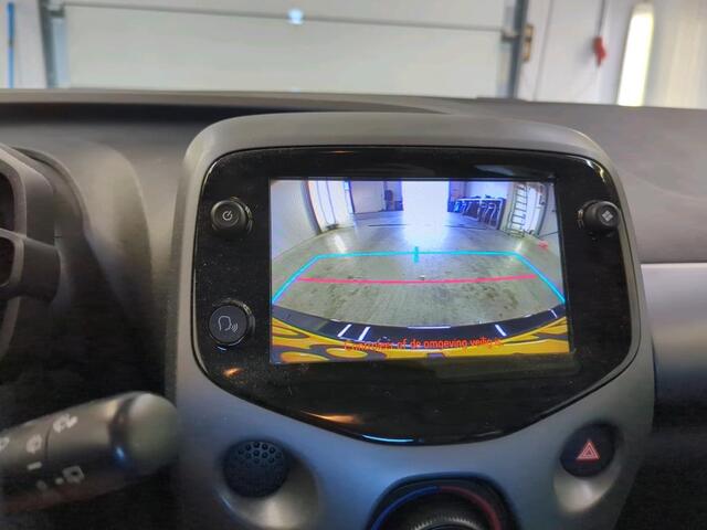 Toyota AYGO 1.0 VVT-i x-Play, Camera! Carplay! VERWACHT!!