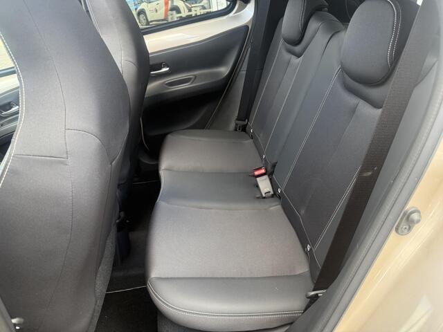 Toyota AYGO X 1.0 VVT-i MT Premium met Cabriodak, JBL, All season, 1e eigenaar, NL auto, slechts 3488KM!