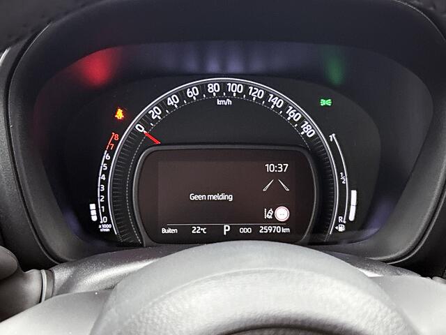 Toyota AYGO X 1.0 VVT-i S-CVT Pulse + | BTW Voertuig | Parkeersensoren voor+achter | Keyless Entry/Start | Climate control | Cruise Control Adaptive | Apple CarPlay/Android auto | Achteruitrijcamera |