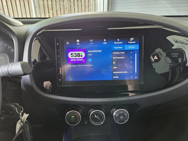 Toyota AYGO X 1.0 VVT-i S-CVT TeamD