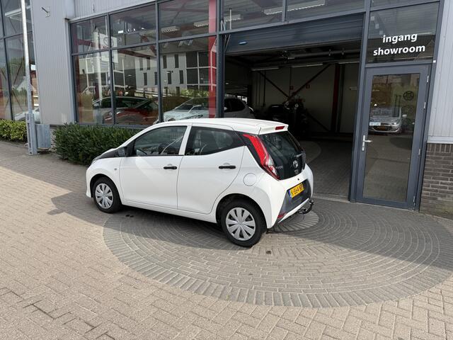 Toyota AYGO 1.0 VVT-i x-fun