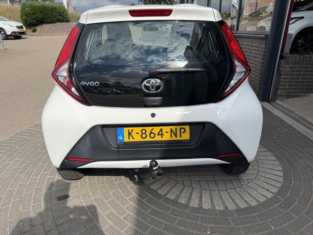 Toyota AYGO 1.0 VVT-i x-fun