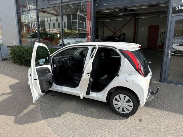 Toyota AYGO 1.0 VVT-i x-fun