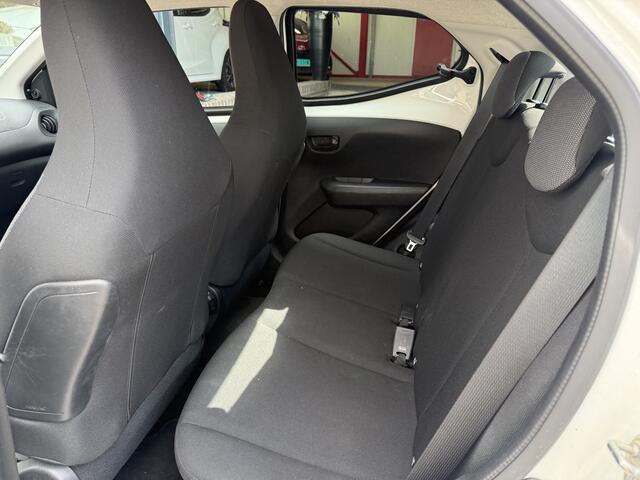 Toyota AYGO 1.0 VVT-i x-fun