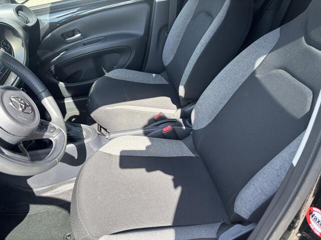 Toyota AYGO X 1.0 VVT-i S-CVT first