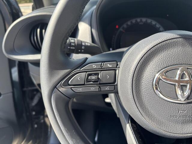 Toyota AYGO X 1.0 VVT-i S-CVT first