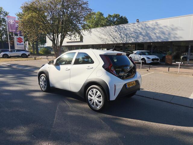 Toyota AYGO X 1.0 VVT-i MT