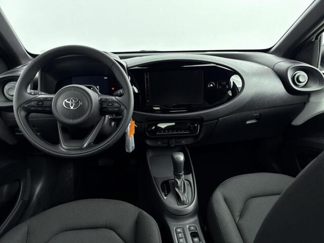 Toyota AYGO X Hybrid 115 play