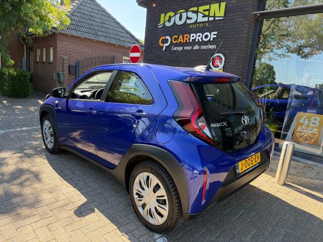 Toyota AYGO 1.0 VVT-I S-CVT PLAY