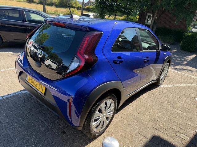 Toyota AYGO 1.0 VVT-I S-CVT PLAY