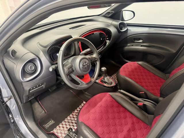 Toyota AYGO X 1.0 VVT-i S-CVT Undercover Edition / 18'' LMV / JBL / PDC