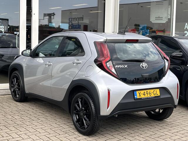 Toyota AYGO X 1.0 VVT-i MT Play