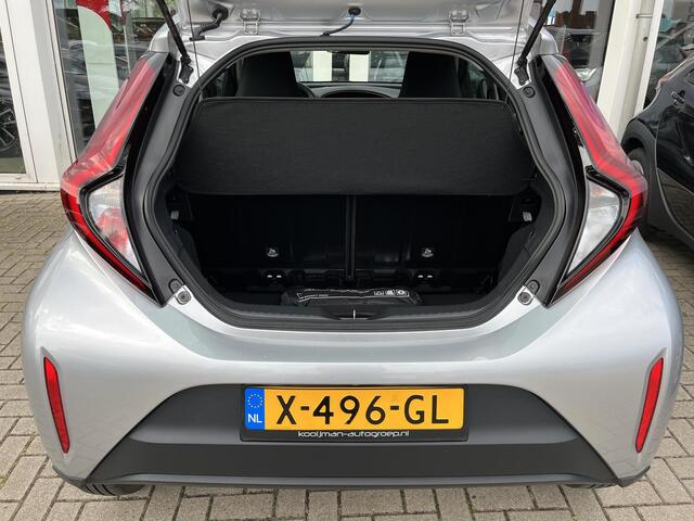Toyota AYGO X 1.0 VVT-i MT Play