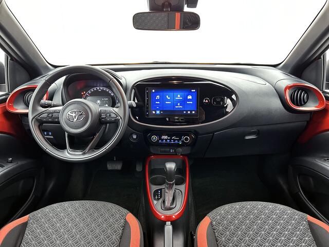 Toyota AYGO X 1.0 VVT-i S-CVT Pulse + | BTW Voertuig | Parkeersensoren voor+achter | Keyless Entry/Start | Climate control | Cruise Control Adaptive | Apple CarPlay/Android auto | Achteruitrijcamera |