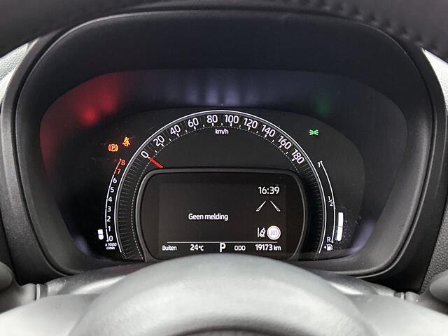 Toyota AYGO X 1.0 VVT-i S-CVT Pulse + | BTW Voertuig | Parkeersensoren voor+achter | Keyless Entry/Start | Climate control | Cruise Control Adaptive | Apple CarPlay/Android auto | Achteruitrijcamera |