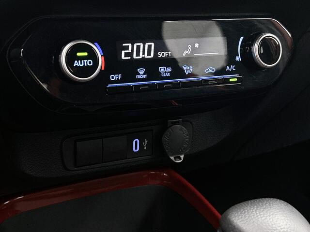 Toyota AYGO X 1.0 VVT-i S-CVT Pulse + | BTW Voertuig | Parkeersensoren voor+achter | Keyless Entry/Start | Climate control | Cruise Control Adaptive | Apple CarPlay/Android auto | Achteruitrijcamera |