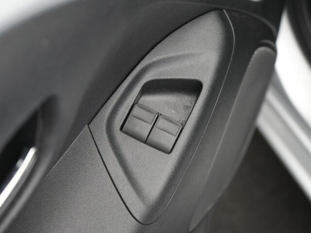 Toyota AYGO 1.0 VVT-i x-play Cabrio Top