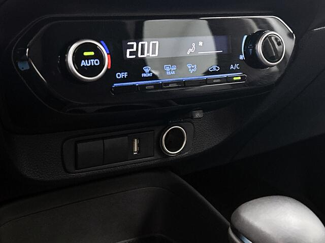Toyota AYGO X 1.0 VVT-i S-CVT first | Dealer onderhouden | Fietsendragerbeugel | LED verlichting | Climate Control | 17" Velgen | Apple CarPlay/Android Auto | Cruise Control Adaptive |