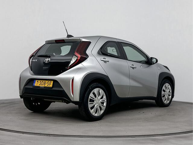 Toyota AYGO X 1.0 VVT-i MT Play | Airco | Apple Carplay-Android Auto | Parkeercamera |