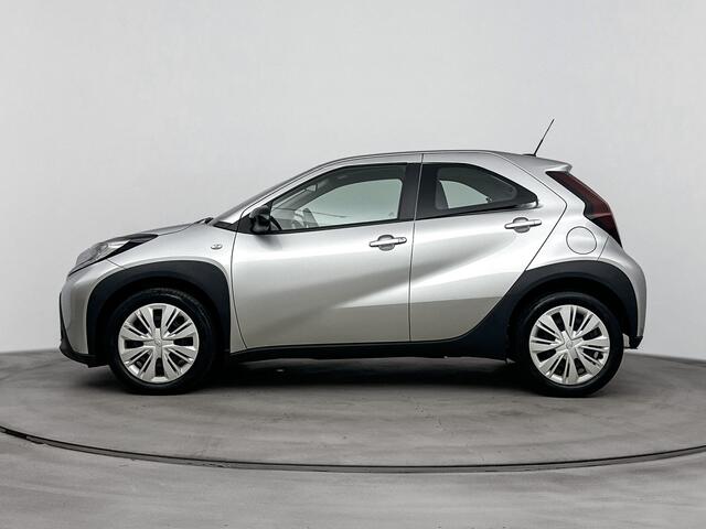 Toyota AYGO X 1.0 VVT-i MT Play | Airco | Apple Carplay-Android Auto | Parkeercamera |