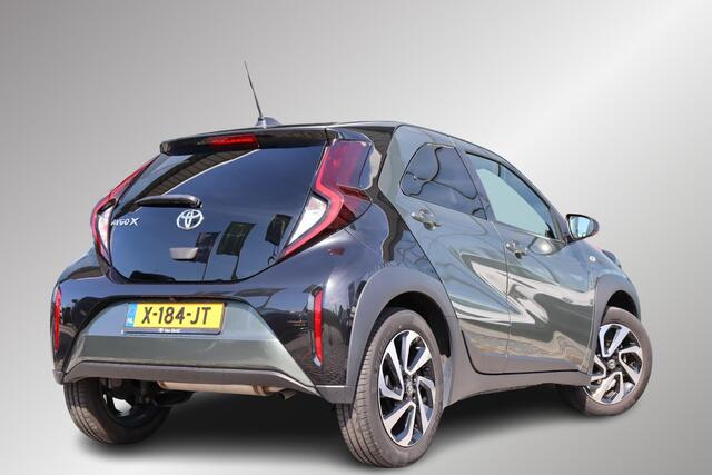 Toyota AYGO X 1.0 VVT-i MT Pulse, Apple Carplay/ Android Auto, Climate control, Adaptieve cruise control, Parkeercamera, LED.