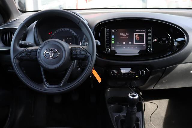 Toyota AYGO X 1.0 VVT-i MT Pulse, Apple Carplay/ Android Auto, Climate control, Adaptieve cruise control, Parkeercamera, LED.