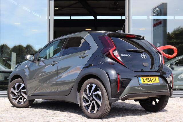 Toyota AYGO X 1.0 VVT-i MT Pulse, Apple Carplay/ Android Auto, Climate control, Adaptieve cruise control, Parkeercamera, LED.