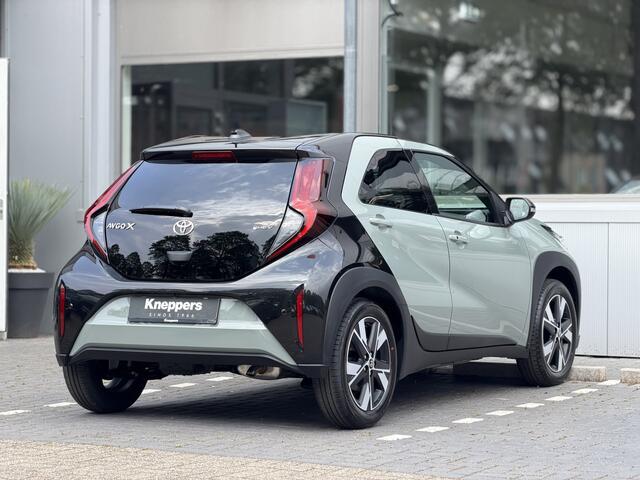 Toyota AYGO X Hybrid 115 Pulse + Easy Pack Apple/Android, Draadloze telefoonlader, Parkeersensoren