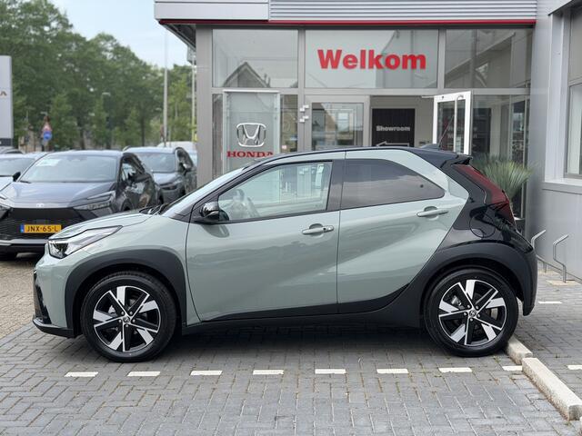 Toyota AYGO X Hybrid 115 Pulse + Easy Pack Apple/Android, Draadloze telefoonlader, Parkeersensoren