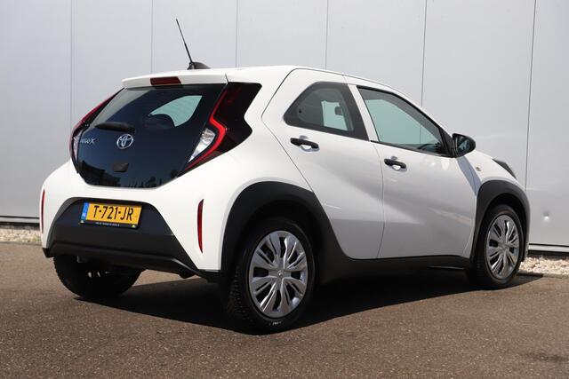Toyota AYGO X 1.0 VVT-i MT Quiet Edition Airco Adaptive Cruise Elektrische Ramen CV
